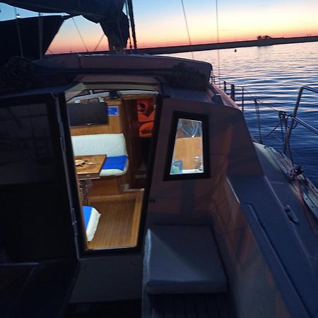 Hotel Bed & Boat Brezza Del Mare Viareggio Zewnętrze zdjęcie
