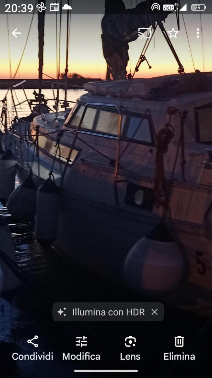 Hotel Bed & Boat Brezza Del Mare Viareggio Zewnętrze zdjęcie